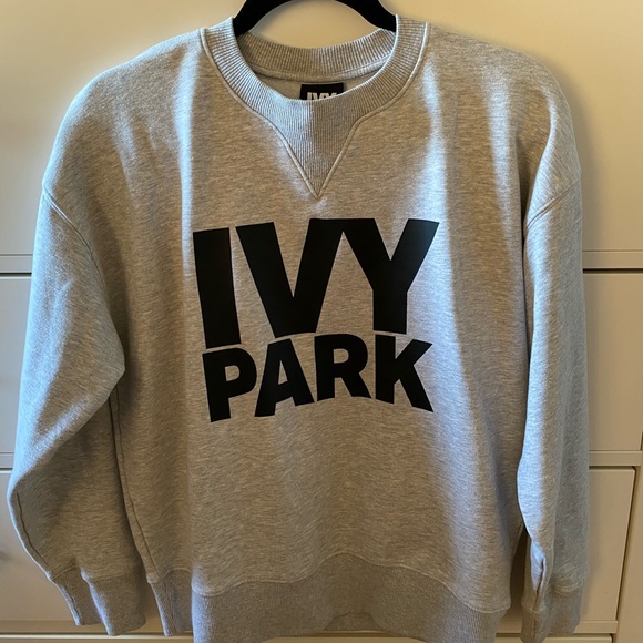 Ivy Park by Beyoncé Crewneck Sweater - Picture 3 of 4
